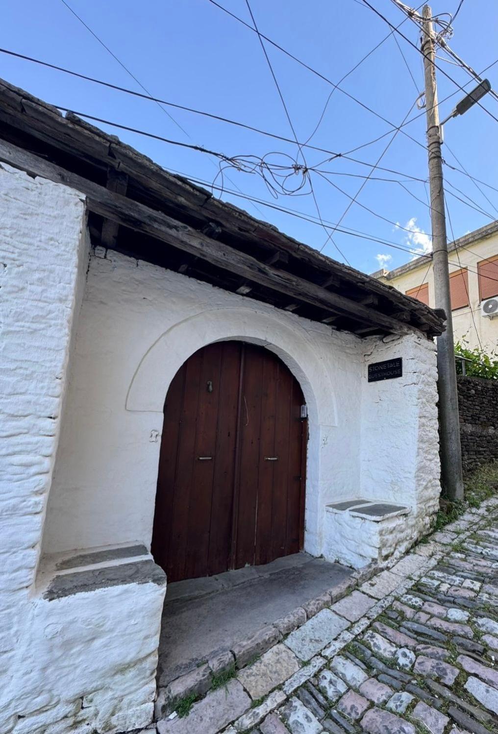 Stonetale Garden Guesthouse Gjirokastër Eksteriør bilde